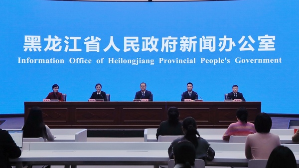 新聞發(fā)布會(huì)現(xiàn)場。張澍攝