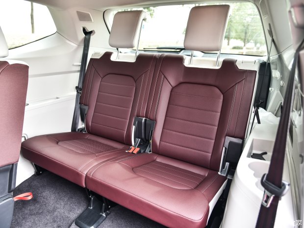 上汽大眾 途昂 2017款 530 V6 四驅(qū)至尊旗艦版