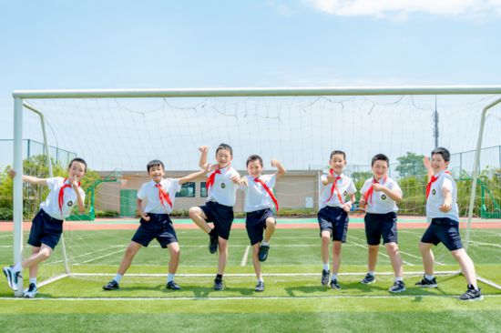 重慶高新區(qū)學(xué)子。